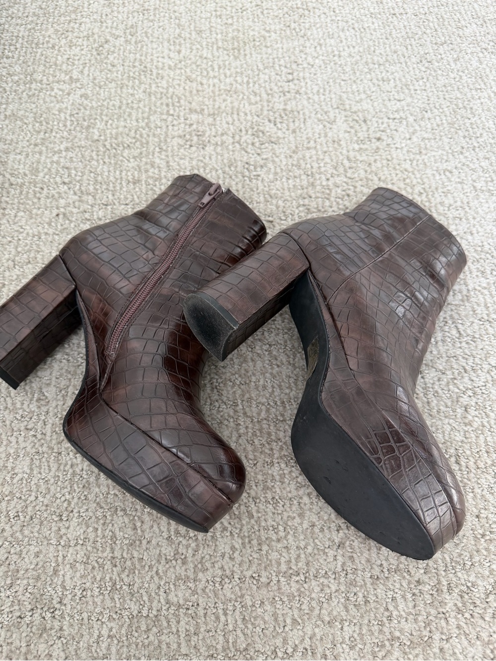Jeffrey Campbell Sahar Booties size 8 - Picture 5 of 6